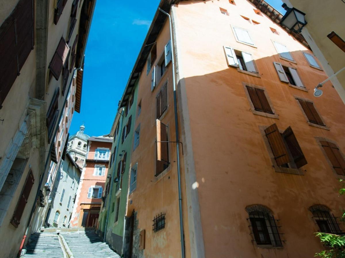 Charmant T3 Renove Au Coeur De Briancon - Ideal Pour 4, Bien Equipe, Proche Bus Et Parking - Fr-1-330C-102 Eksteriør bilde